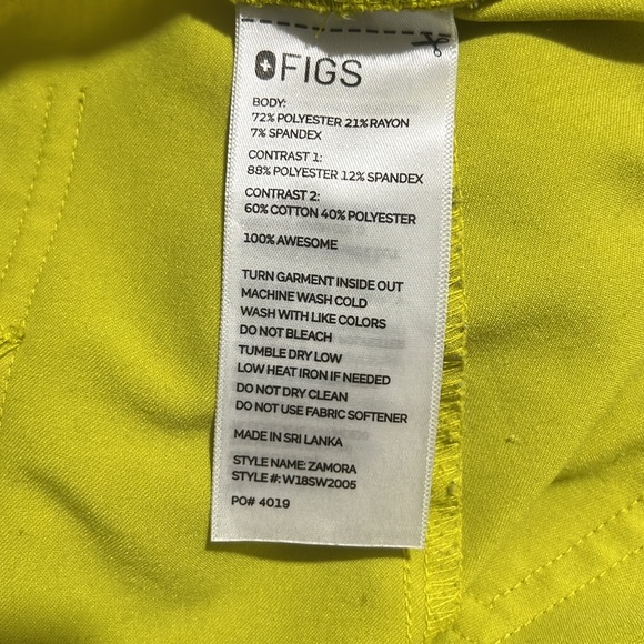 Figs Zamora Joggers Scrub Bottoms Limeade Size Large - Picture 9 of 9